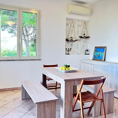 Сasa de vacaciones Portion Of With Garden, About 1km From The Beach *