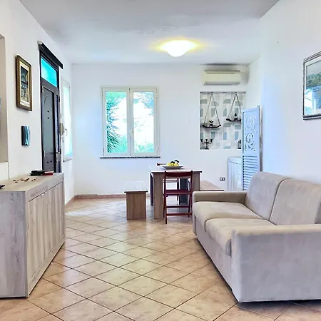 Portion Of With Garden, About 1km From The Beach Marina di Sorso