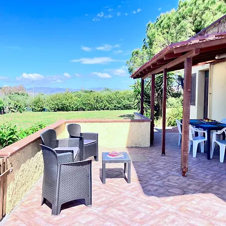 Portion Of With Garden, About 1km From The Beach *